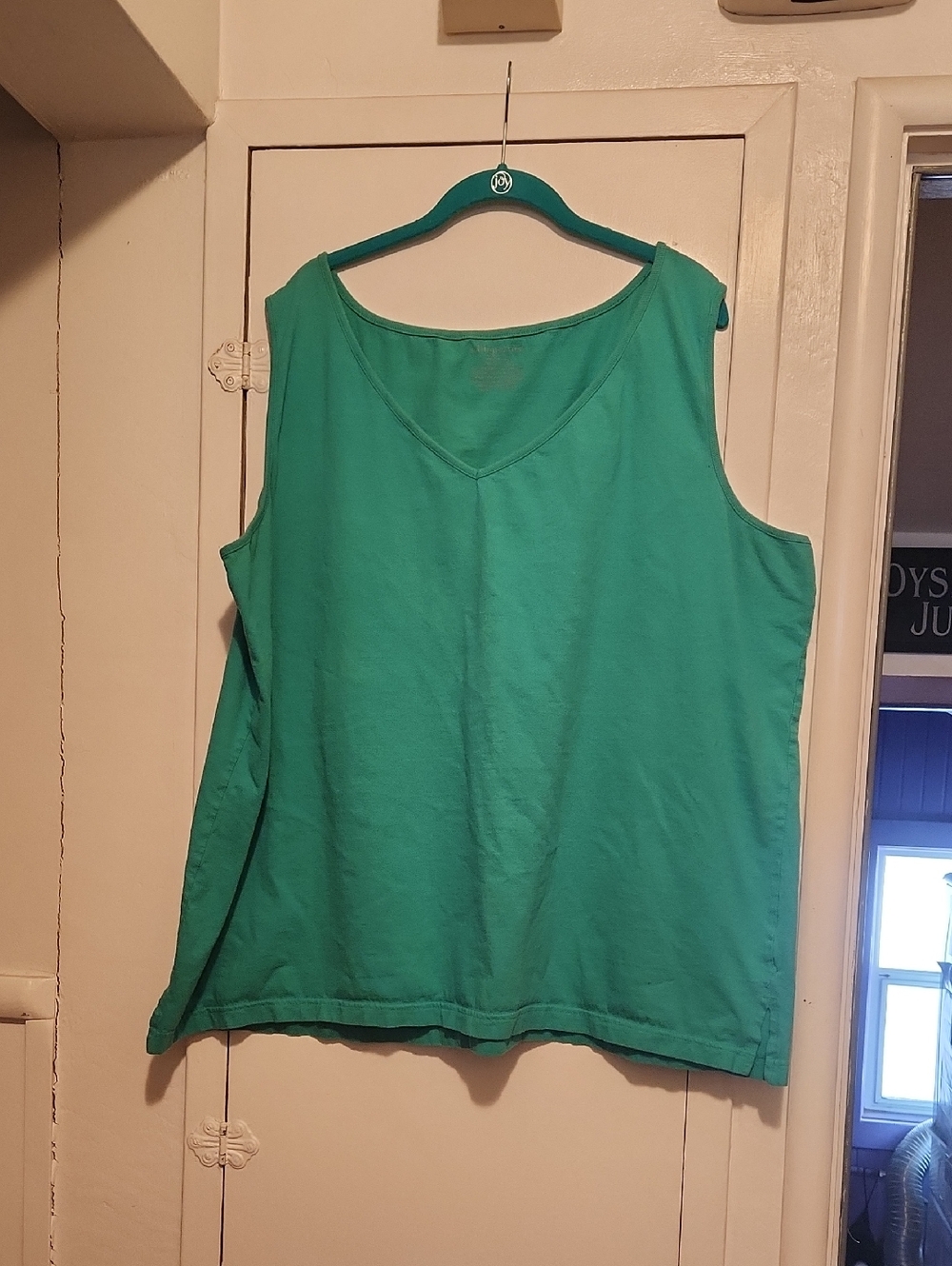 🔥Silhouette Teal V-Neck Sleeveless Tank